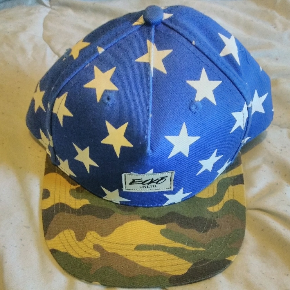 Ecko Stars and Camo Snapback